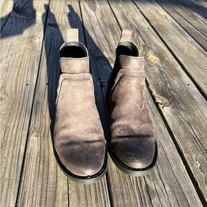Women’s Born gray booties